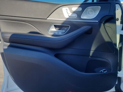 Certified 2023 Mercedes-Benz GLS 450 450 4MATIC image 16