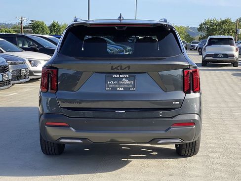 New 2026 Kia Sorento SX Prestige AWD/4WD image 5