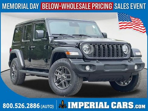 Used 2025 Jeep Wrangler Unlimited Sport AWD/4WD image 1