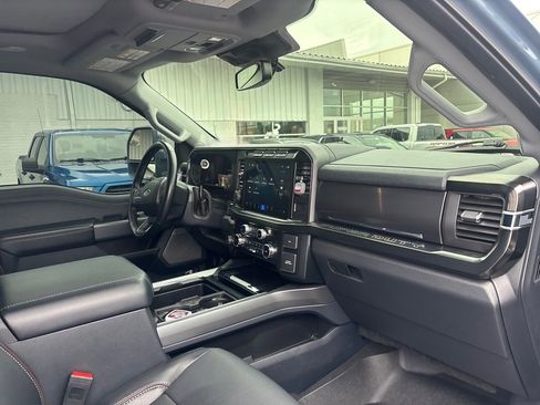 Used 2023 Ford F250 Lariat w/ Lariat Ultimate Package AWD/4WD image 5