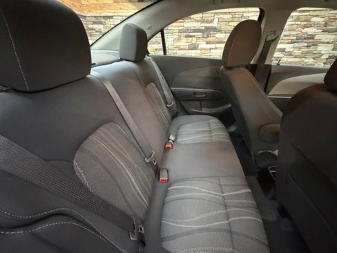 Used 2017 Chevrolet Sonic LT FWD image 29