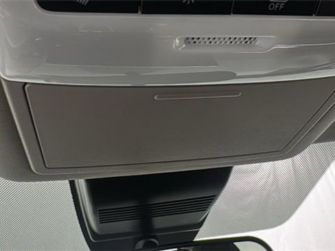 New 2025 Nissan Altima 2.5 SR w/ SR Premium Package image 28