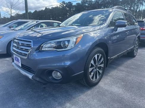 Used 2016 Subaru Outback 2.5i Limited image 3