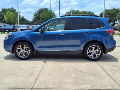 Used 2017 Subaru Forester 2.5i Touring AWD/4WD image 24