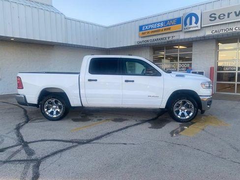 Used 2026 RAM 1500 Big Horn AWD/4WD image 2