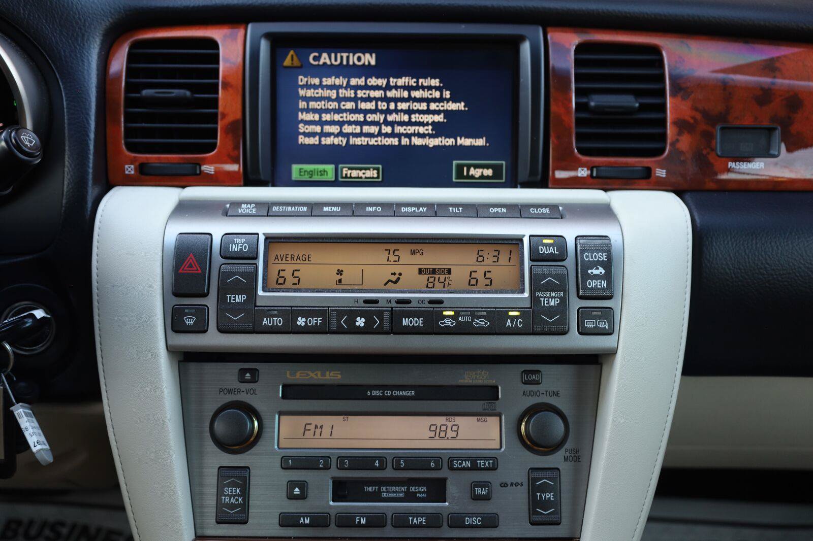 Used 2007 Lexus SC 430 Convertible w/ Preferred Accessory Pkg RWD image 33