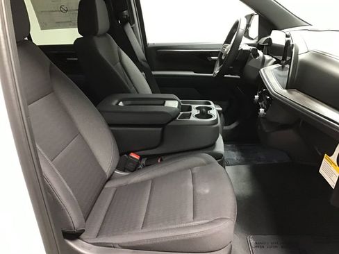 New 2026 Chevrolet Tahoe LS image 8