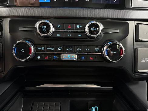 Used 2026 Ford F250 Platinum w/ Snow Plow Prep Package image 30