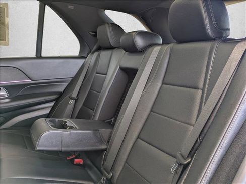 Used 2022 Mercedes-Benz GLE 350 4MATIC w/ Premium Package image 25