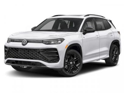 Used 2025 Volkswagen Tiguan SE R-Line