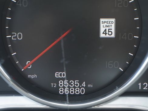 Used 2018 Volvo V60 T5 Dynamic w/ Vision Package FWD image 24