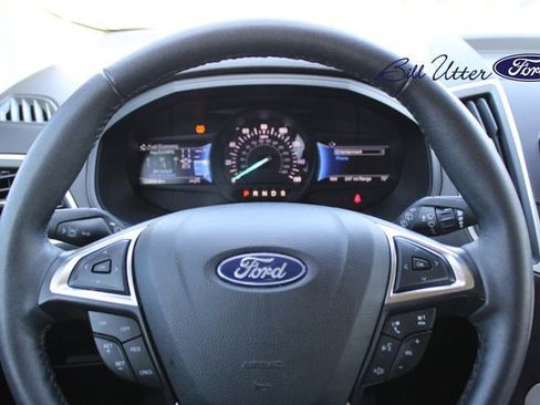 Certified 2022 Ford Edge SEL w/ Convenience Package image 23