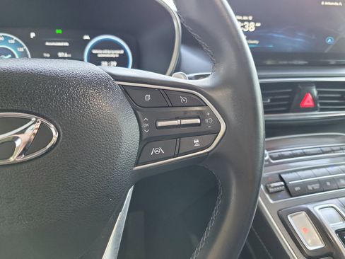 Used 2023 Hyundai Santa Fe SEL Premium image 18