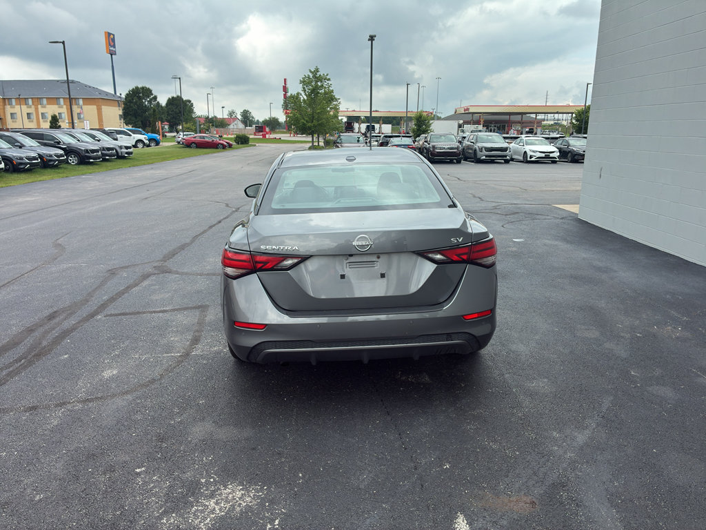 Used 2024 Nissan Sentra SV FWD image 6