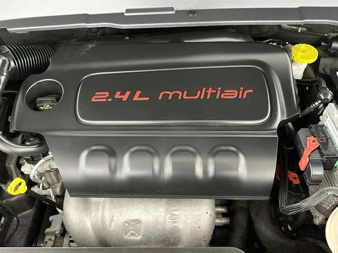 Used 2022 Jeep Compass Latitude w/ Convenience Group AWD/4WD image 32