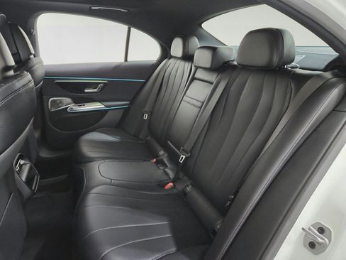 Used 2026 Mercedes-Benz E 350 Sedan image 18