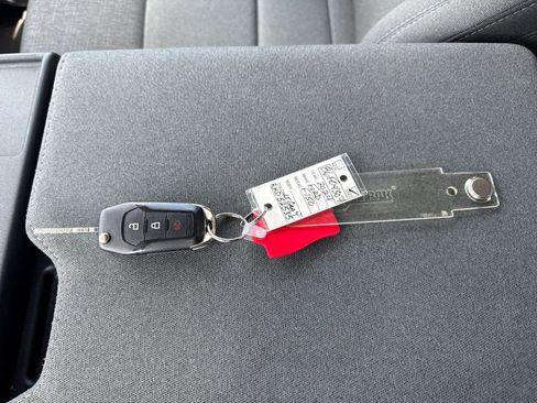 Used 2024 Ford F150 XLT AWD/4WD image 9