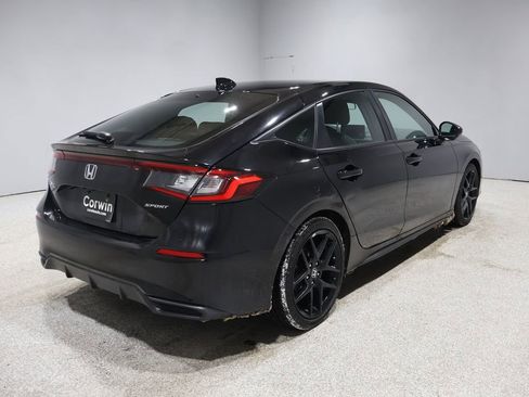 Used 2022 Honda Civic Sport image 2