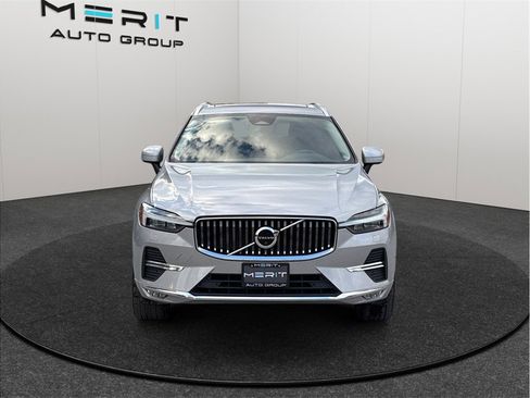Used 2023 Volvo XC60 B5 Plus w/ Protection Package Premier image 2