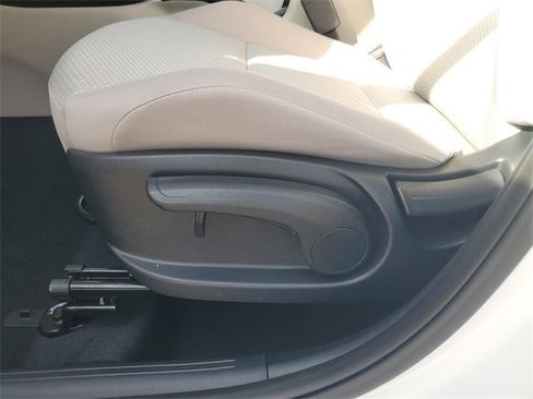 New 2025 Kia Soul LX w/ LX Technology Package image 14