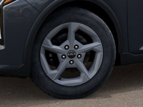New 2025 Kia K4 LXS image 10