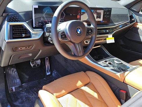 Used 2026 BMW X5 sDrive40i w/ M Sport Package RWD image 3