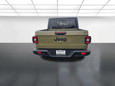 New 2026 Jeep Gladiator Willys AWD/4WD image 4