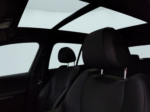 Used 2021 BMW X5 xDrive40i w/ M Sport Package image 13