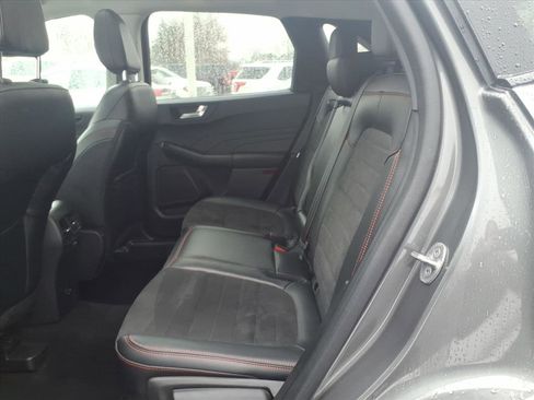 Certified 2022 Ford Escape SEL w/ SEL Stealth AWD Package image 9