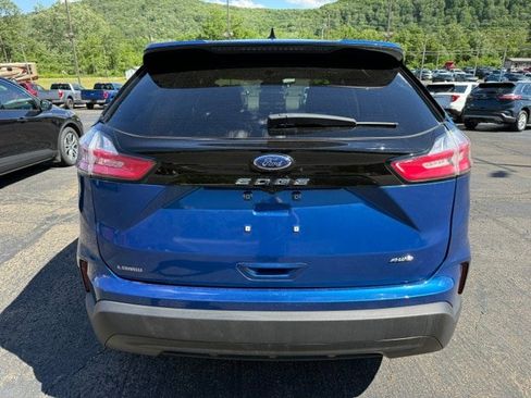 Used 2024 Ford Edge SE AWD/4WD image 5