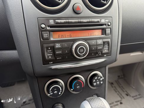 Used 2013 Nissan Rogue S image 12