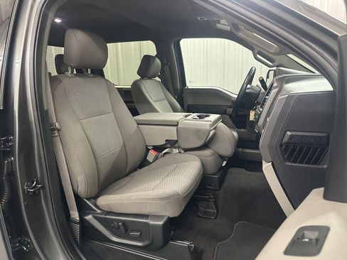 Used 2020 Ford F150 XLT w/ Equipment Group 302A Luxury image 40