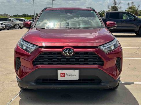 Used 2024 Toyota RAV4 XLE w/ Convenience Package FWD image 8