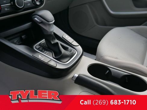 Used 2022 Kia Soul LX image 37