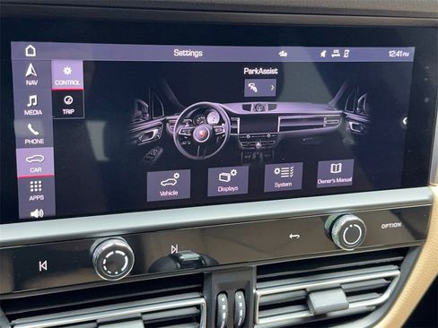 Used 2023 Porsche Macan image 26