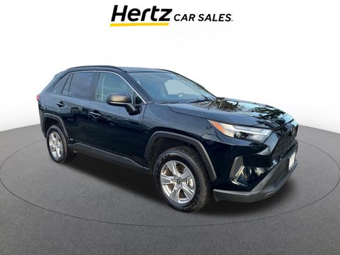 Used 2025 Toyota RAV4 LE image 1