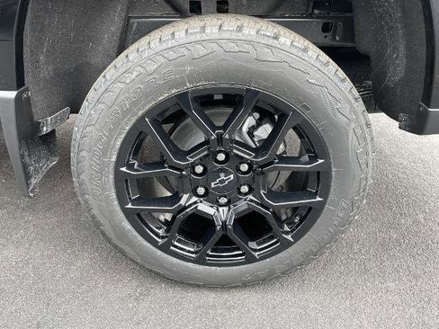 New 2025 Chevrolet Colorado Z71 w/ Technology Package AWD/4WD image 28