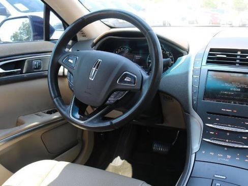 Used 2016 Lincoln MKZ w/ Equipment Group 300A Reserve FWD image 19