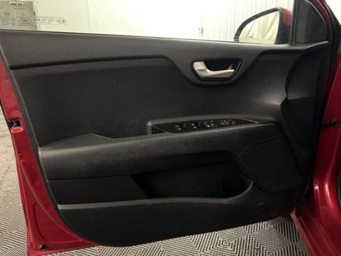 Used 2019 Kia Rio S image 12