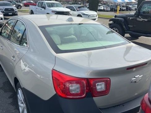 Used 2013 Chevrolet Malibu LTZ image 6