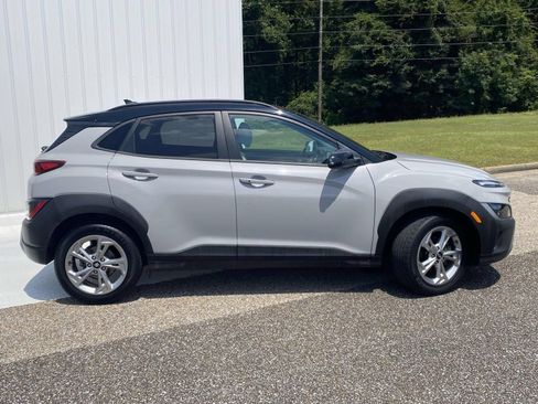 Used 2023 Hyundai Kona SEL FWD image 8