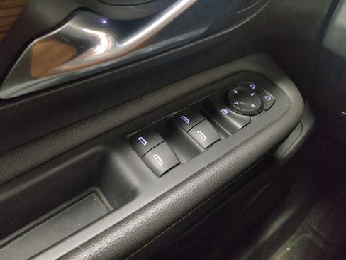 Used 2018 GMC Terrain SLE FWD image 27
