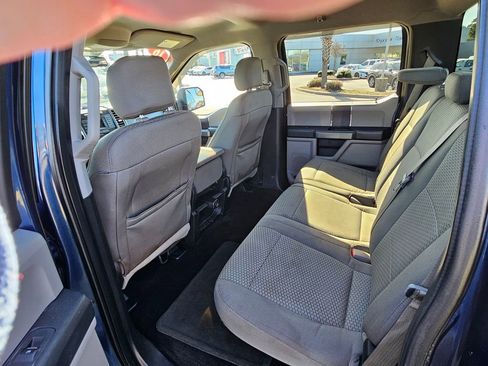 Used 2016 Ford F150 XLT image 12