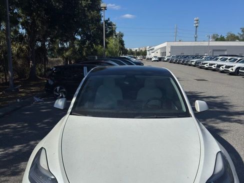 Used 2022 Tesla Model Y Performance image 3