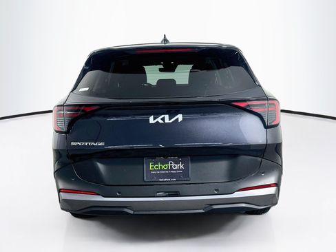 Used 2026 Kia Sportage LX FWD image 7