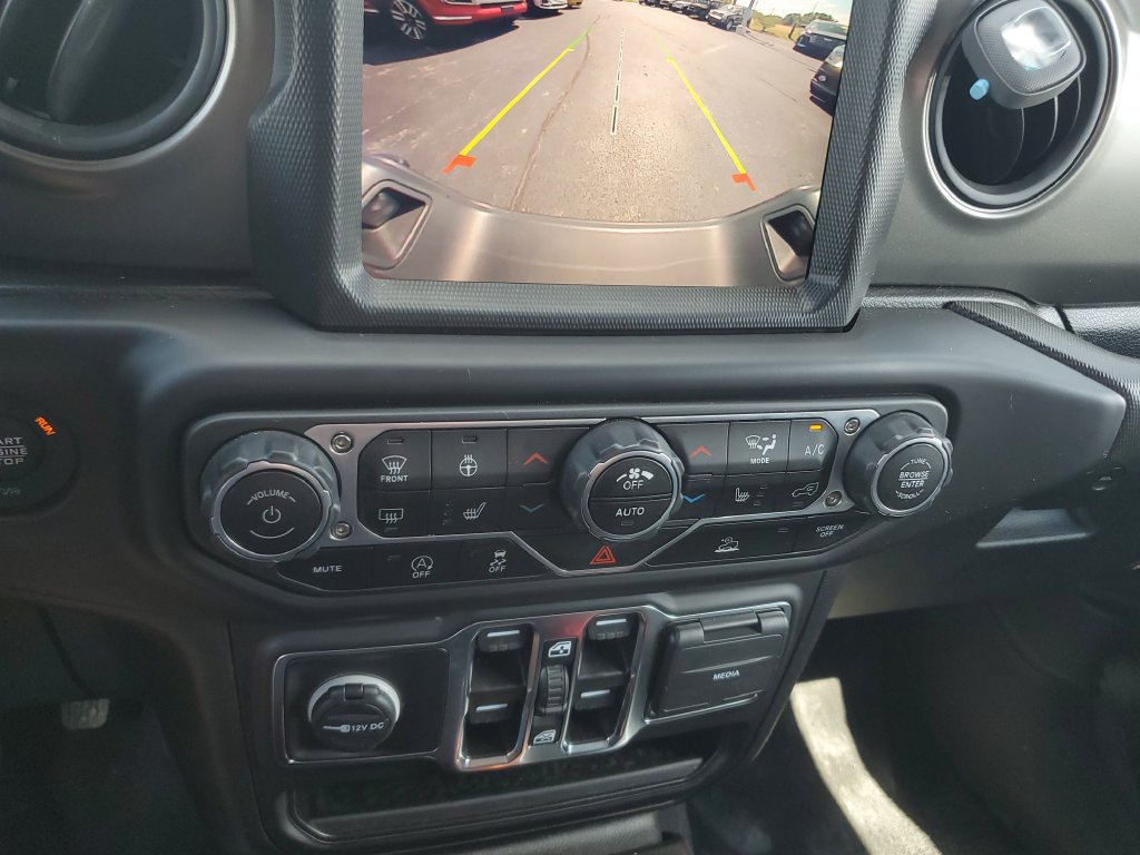 Certified 2023 Jeep Gladiator Sport AWD/4WD image 26