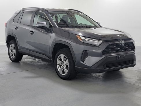 Used 2024 Toyota RAV4 XLE image 2