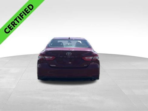 Used 2019 Toyota Camry LE FWD image 5