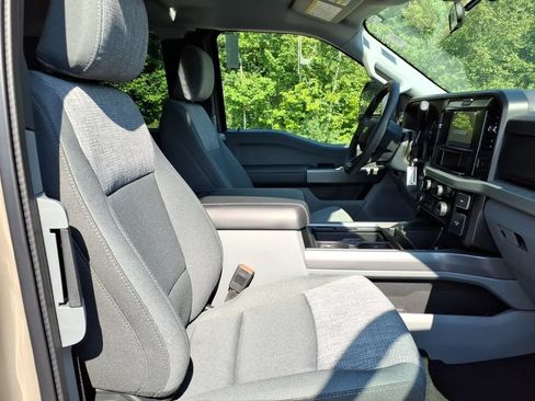 New 2026 Ford F350 XLT w/ FX4 Off-Road Package AWD/4WD image 14