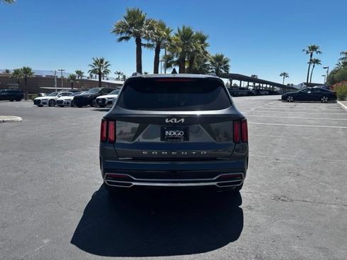Used 2022 Kia Sorento SX FWD image 6
